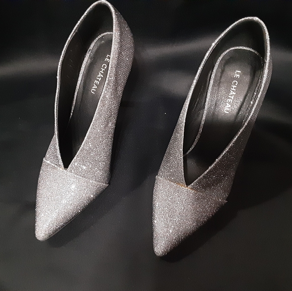 Le Chateau Booties - Picture 5 of 7